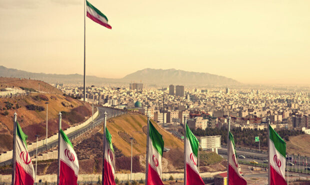 چرا اقتصاد ایران زیان تولید می‌کند؟